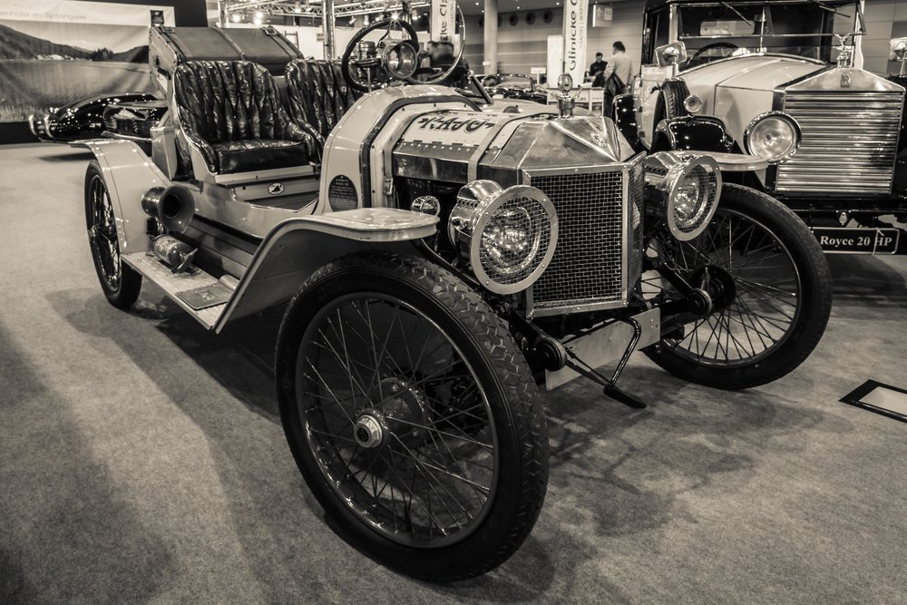 garage-door-history